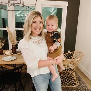 Meet your Posher, Emily